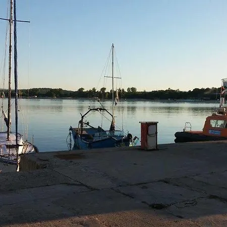 Ξενοδοχείο Marina
