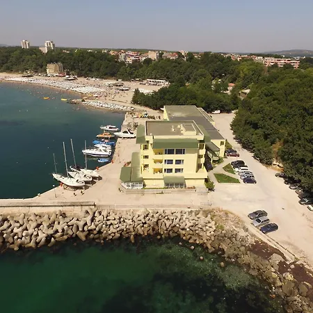 Marina Ξενοδοχείο