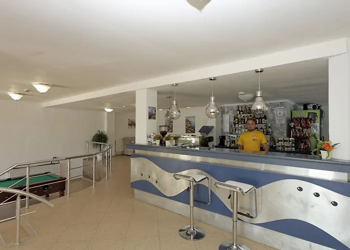 Хотел Marina Китен