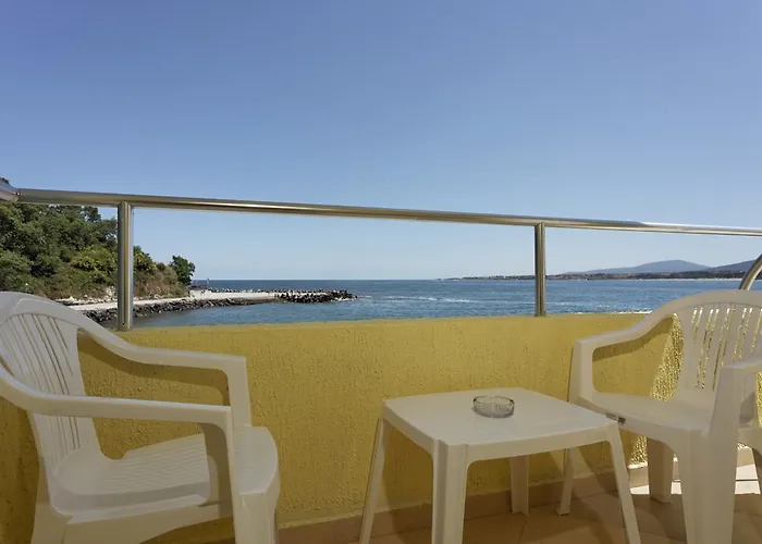 Marina Hotel Kiten (Burgas)